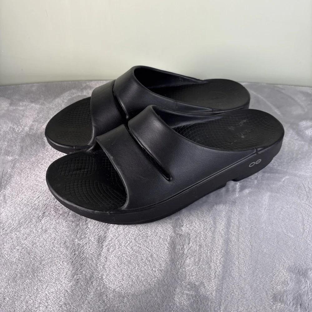 OOFOS OOahh Recovery Slides Mens Size 9 Black Comfort Sport Sandals Athleisure